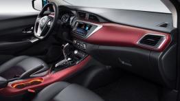 Nissan Lannia (2015) - widok ogólny wnętrza z przodu