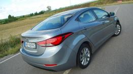Hyundai Elantra V Facelifting - galeria redakcyjna - widok z tyłu
