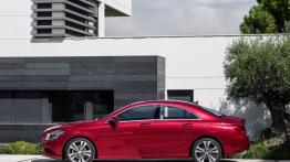 Mercedes CLA 220 CDI (C117) 2012 - lewy bok