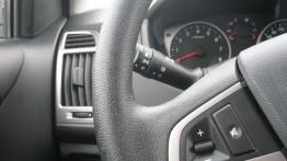 Hyundai i20 Hatchback 5d Facelifting 1.2 DOHC 85KM - galeria redakcyjna - sterowanie w kierownicy
