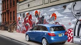 Mercedes klasy B Electric Drive (2014) - widok z tyłu