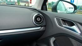 Audi A3 8V Hatchback 3d 1.8 TFSI 180KM - galeria redakcyjna - deska rozdzielcza
