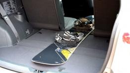 Toyota Verso Minivan Facelifting  KM - galeria redakcyjna - tylna kanapa złożona, widok z bagażnika