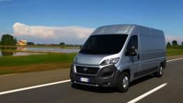 Fiat Ducato III Facelifting Furgon (2014) - widok z przodu