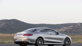 Mercedes klasy S Coupe (2014) - widok z tyłu