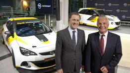 Opel Astra IV OPC Cup - oficjalna prezentacja auta