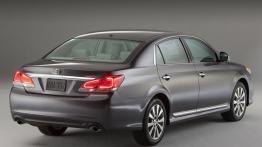 Toyota Avalon 2010 - widok z tyłu