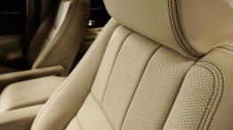 Land Rover Range Rover Sport 2009 - fotel kierowcy, widok z przodu