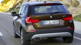 BMW X1 - widok z tyłu