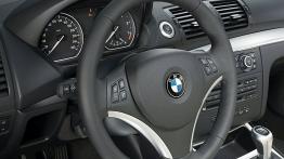 BMW Seria 1 Hatchback 3D - kierownica