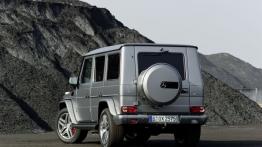 Mercedes G63 AMG 2013 - widok z tyłu