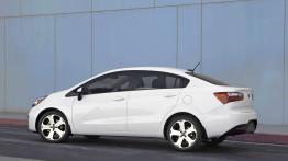 Kia Rio sedan 2012 - lewy bok