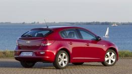 Chevrolet Cruze hatchback 2.0D - widok z tyłu