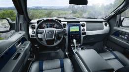 Ford F-150 SVT Raptor - pełny panel przedni