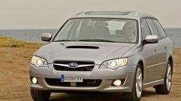 Subaru Legacy Kombi 2008 - widok z przodu