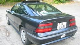 Opel Calibra - widok z tyłu