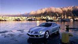 Mercedes Klasa SLR - widok z przodu