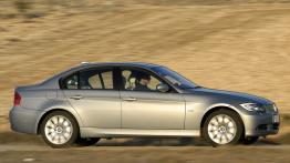 BMW Seria 3 E90 - prawy bok