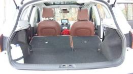 Nissan Qashqai - tylna kanapa złożona, widok z bagażnika