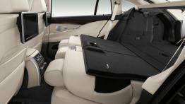 BMW serii 5 Gran Turismo F07 Facelifting (2014) - tylna kanapa złożona, widok z boku