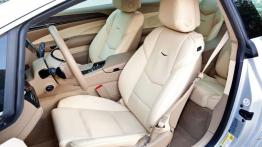 Cadillac ELR - fotel kierowcy, widok z przodu