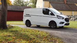 Nowy Ford Transit i Tourneo PHEV / MHEV – czy hybryda da Ci zarobić?