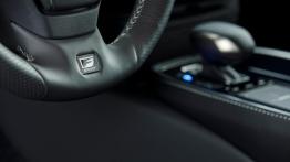 Samuraj w smokingu – nowy Lexus LS 500