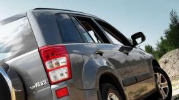 Grand Vitara - grunt, to podążać własną drogą