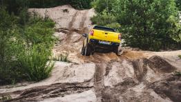 Mitsubishi L200 Monster - gotowy na wszystko