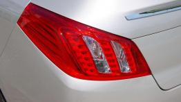 Winniczki kontra żabie udka