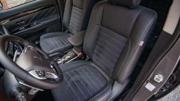 Mitsubishi Outlander PHEV (MY16) - dialog z klientem