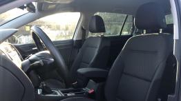 Volkswagen e-Golf - galeria redakcyjna - widok ogólny wn?trza z przodu