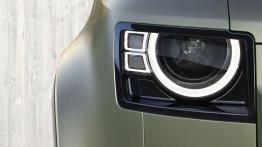 Land Rover Defender (2020) - prawy przedni reflektor - w³±czony