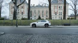 Lexus NX 300 - galeria redakcyjna (3) - lewy bok