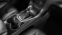 Ford S-Max II (2015) - tunel środkowy między fotelami