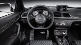 Audi RS Q3 Facelifting (2015) - kokpit