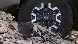 Toyota Tacoma II Facelifting TRD Off-Road Access Cab (2016) - koło