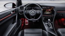 Volkswagen Golf R Touch Concept (2015) - kokpit
