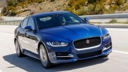 Jaguar XE 2.5t R-Sport Bluefire (2015) - widok z przodu
