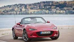 Mazda MX-5 IV Soul Red (2015) - widok z przodu