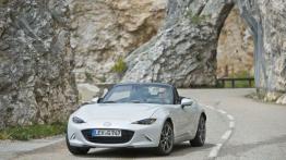 Mazda MX-5 IV White (2015) - widok z przodu