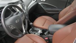 Hyundai Grand Santa Fe 2.2 CRDi 197 KM (2015) - galeria redakcyjna - widok ogólny wnętrza z przodu