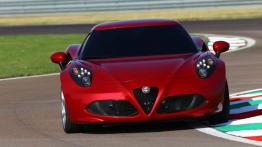 Alfa Romeo 4C (2013) - widok z przodu