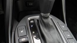 Hyundai Santa Fe III SUV 2.2 CRDi 197KM - galeria redakcyjna - skrzynia biegów