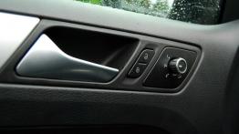 Volkswagen Jetta VI Sedan 1.4 TSI Hybrid 170KM - galeria redakcyjna - klamka