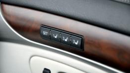 Lexus LS IV Facelifting - galeria redakcyjna - sterowanie regulacją foteli