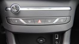 Peugeot 308 II SW 2.0 BlueHDi 150KM - galeria redakcyjna - przyciski na konsoli środkowej