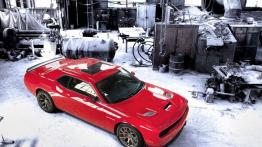 Dodge Challenger SRT Hellcat (2015) - widok z góry