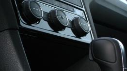 Volkswagen Golf VII Sportsvan - galeria redakcyjna - konsola środkowa