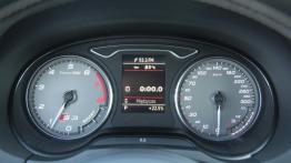Audi S3 Sportback 2.0 TFSI 300KM - galeria redakcyjna - zestaw wskaźników